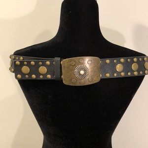 Leather belt with rivets